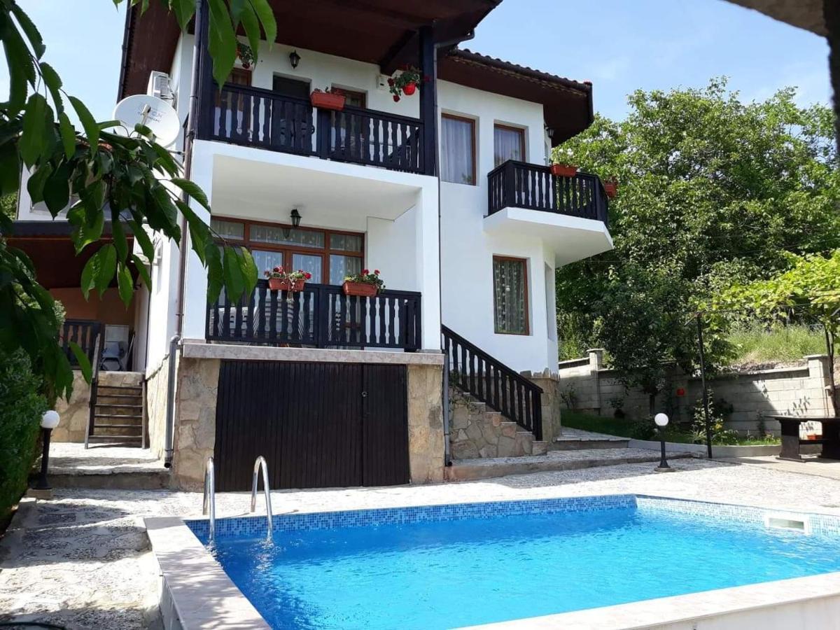 Villa Holly บัลชิค ภายนอก รูปภาพ