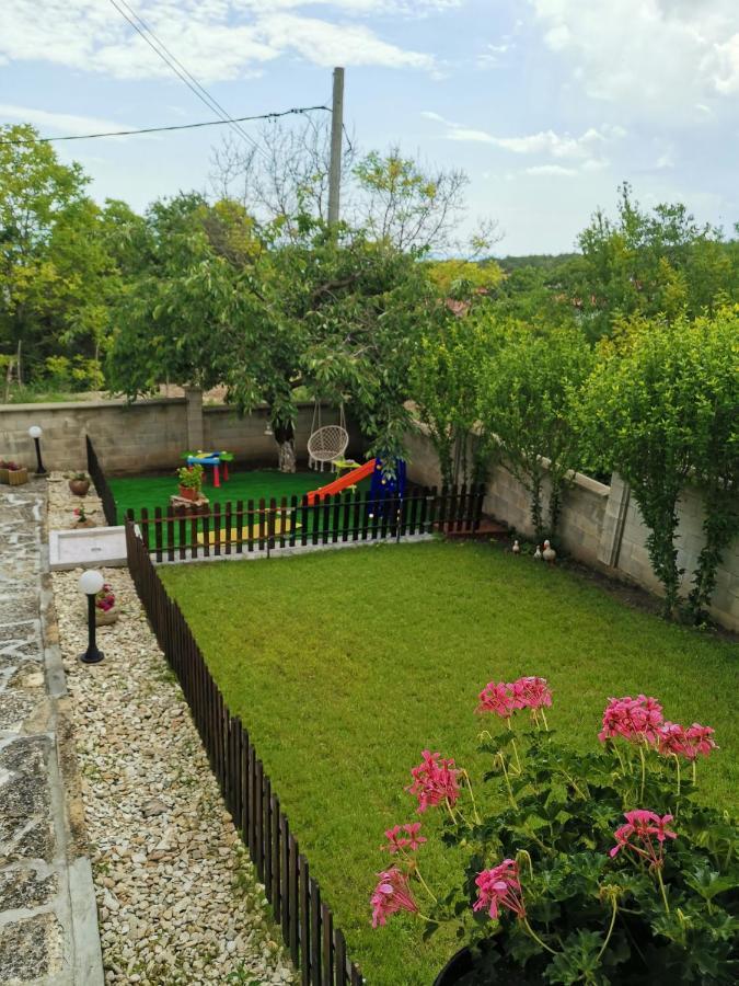 Villa Holly บัลชิค ภายนอก รูปภาพ