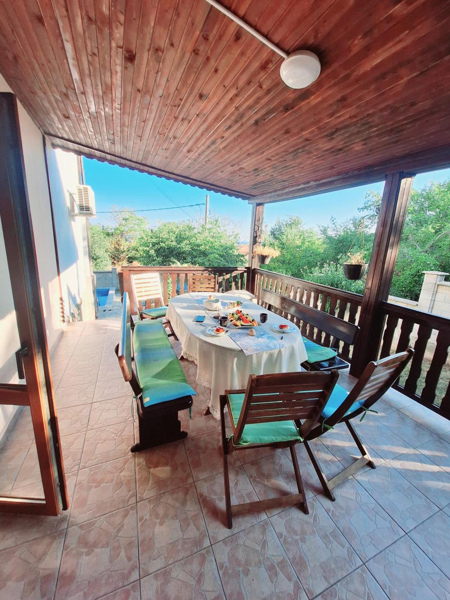 Villa Holly บัลชิค ภายนอก รูปภาพ